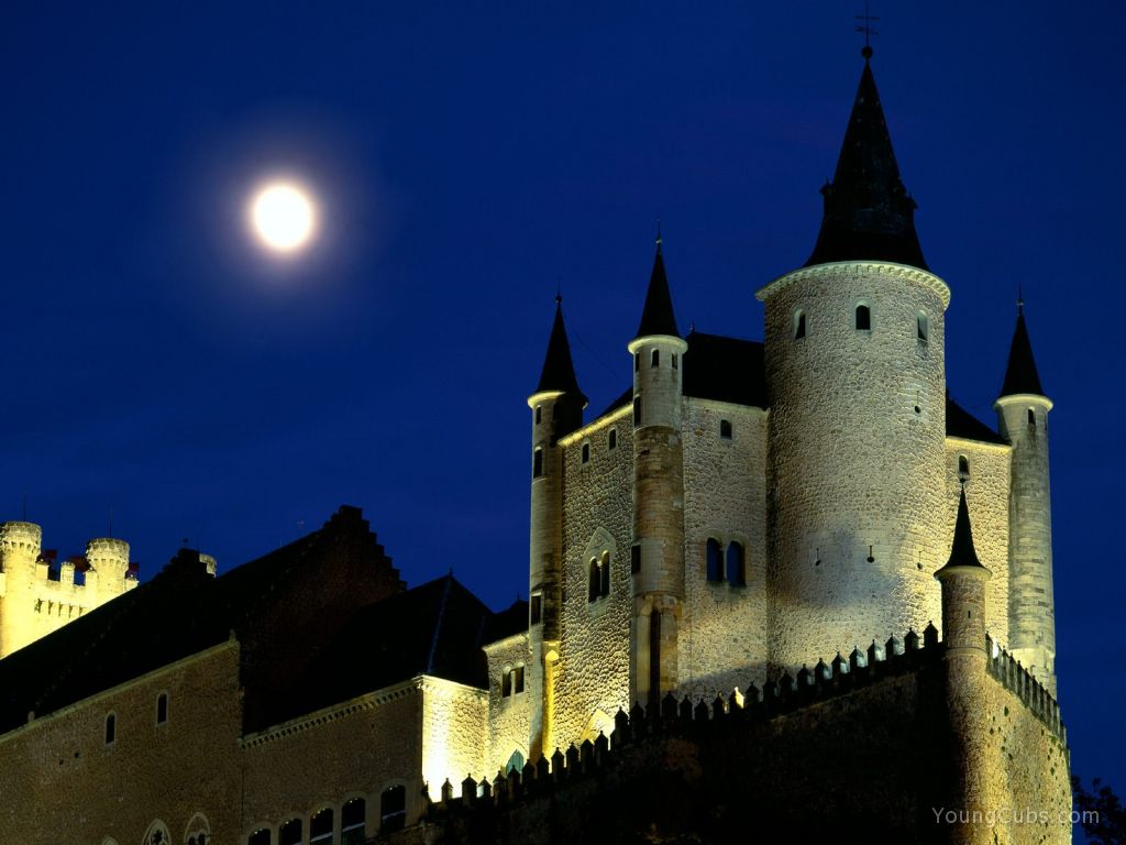 Moon Over Alcazar Castle, Segovia